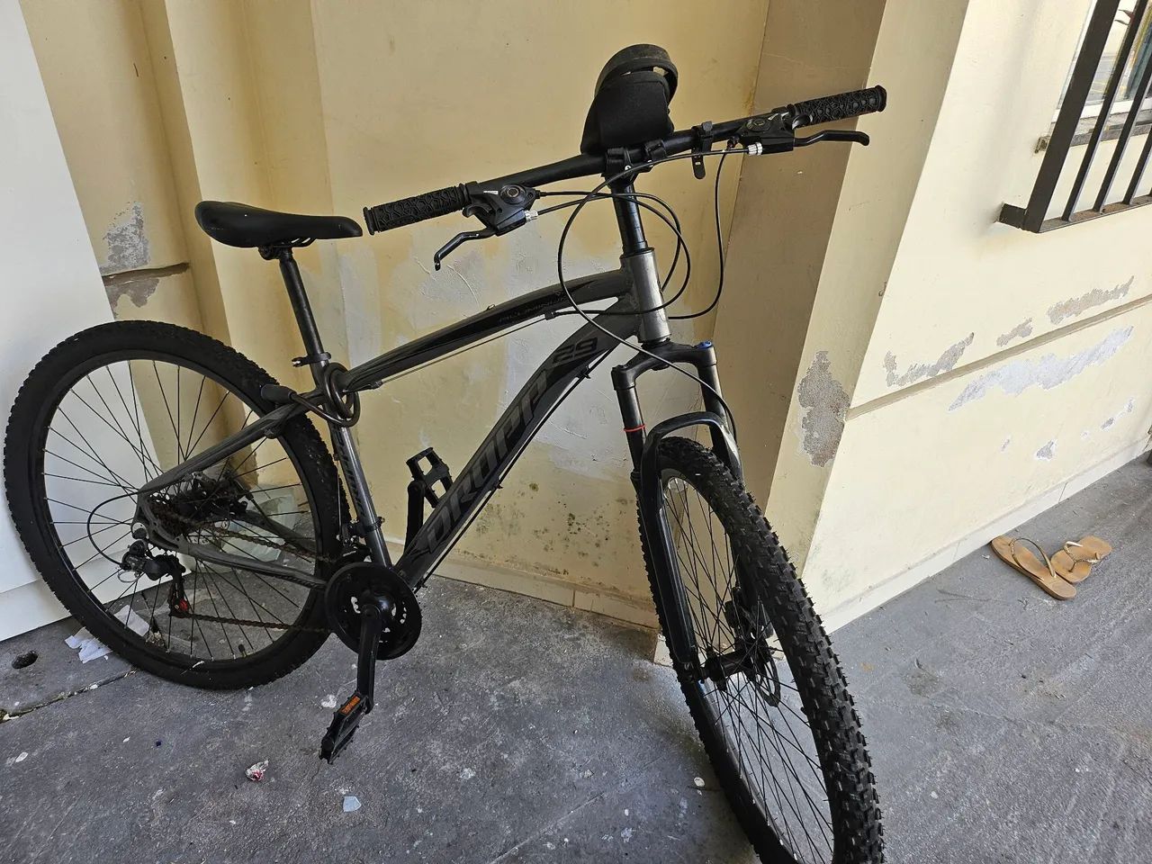 Bicicleta aro 29 Dropp Alumínio 21 Vel Marchas Freios a Disco Aluminum