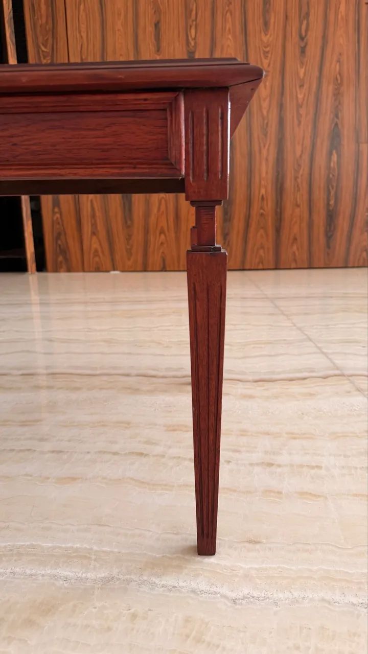 Mesa Lateral de Madeira Maciça Estilo Clássico - Foto 2