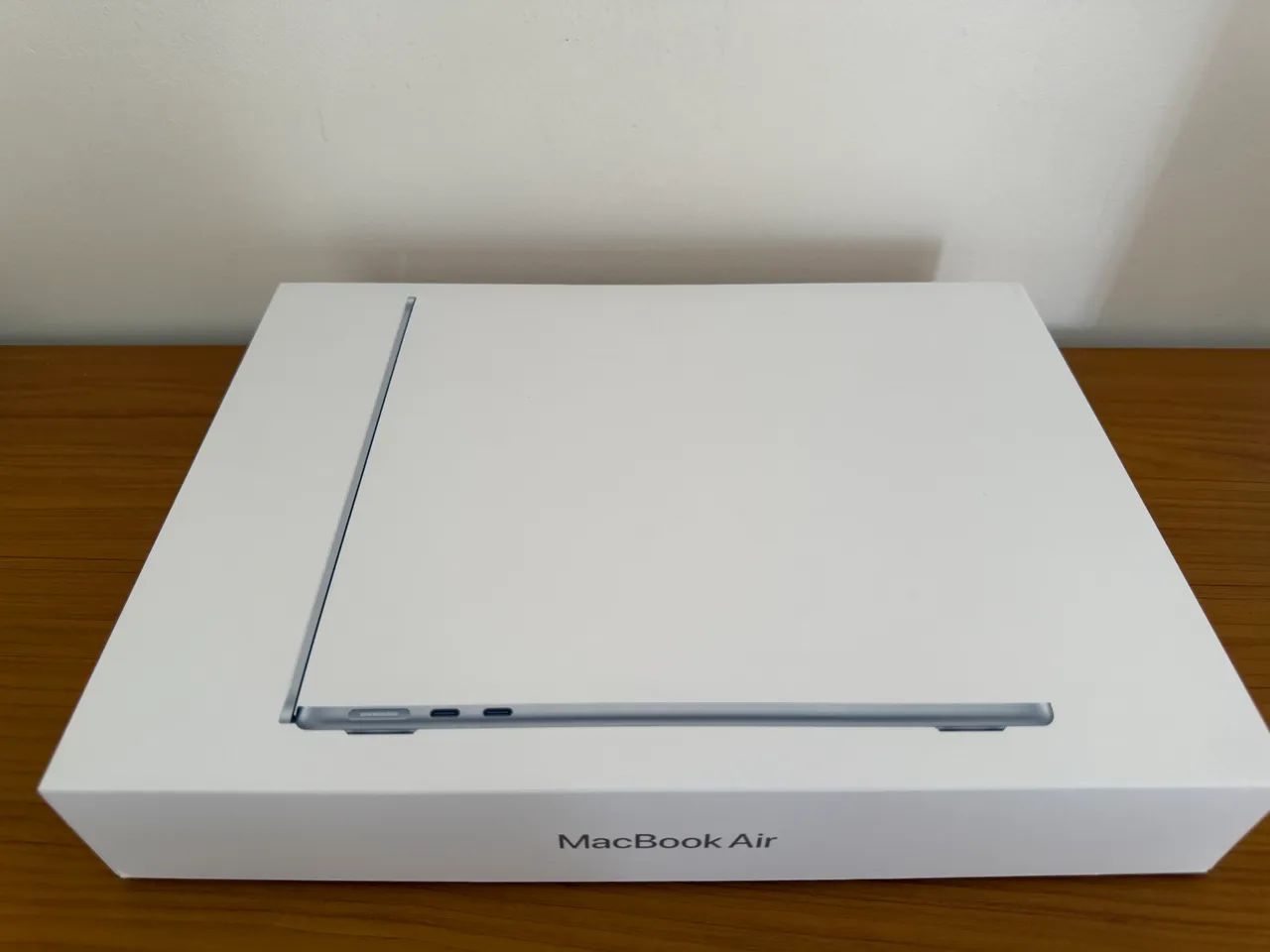 MacBook M4 