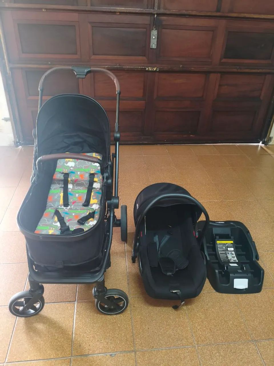 Carrinho 3 em 1 - Kiddo modelo Nomad - 6 meses de uso - SP