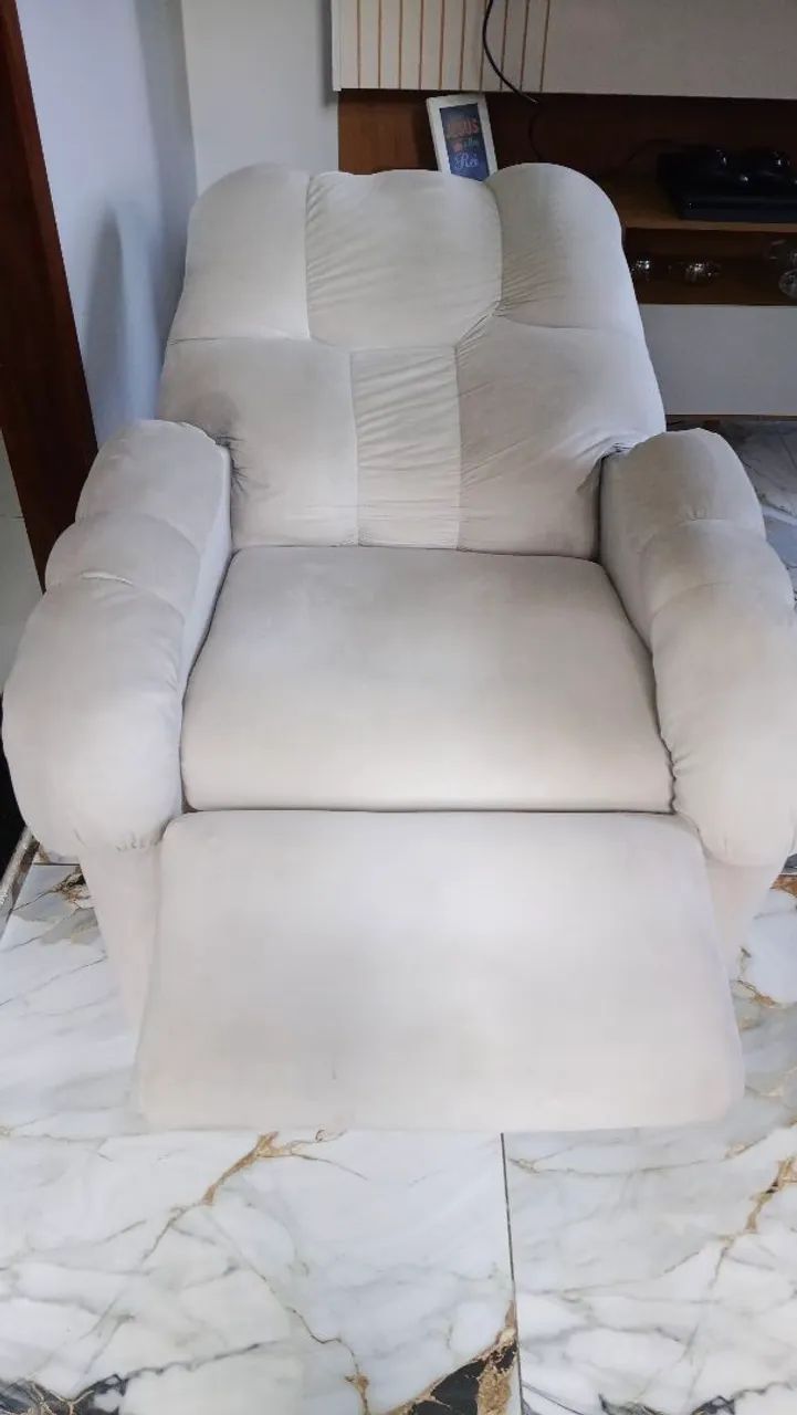 Vende-se poltrona 