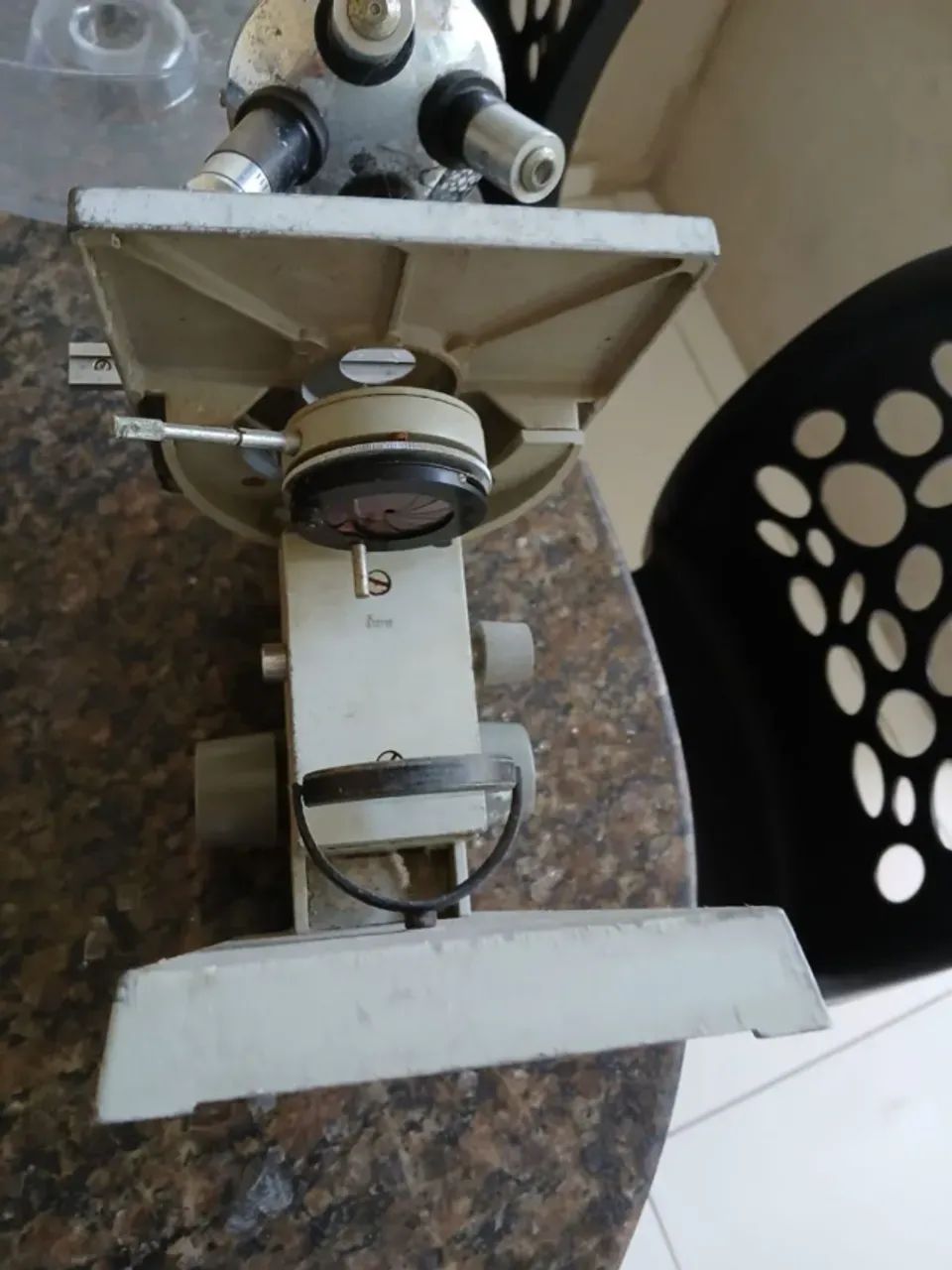 Microscópio antigo - Foto 4