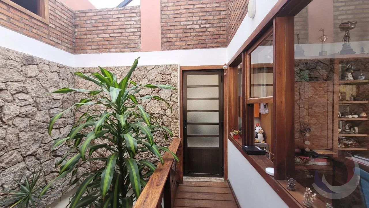 Casa de 386m² com 7 quartos sendo 3 suítes em Itaguaçú - Foto 2