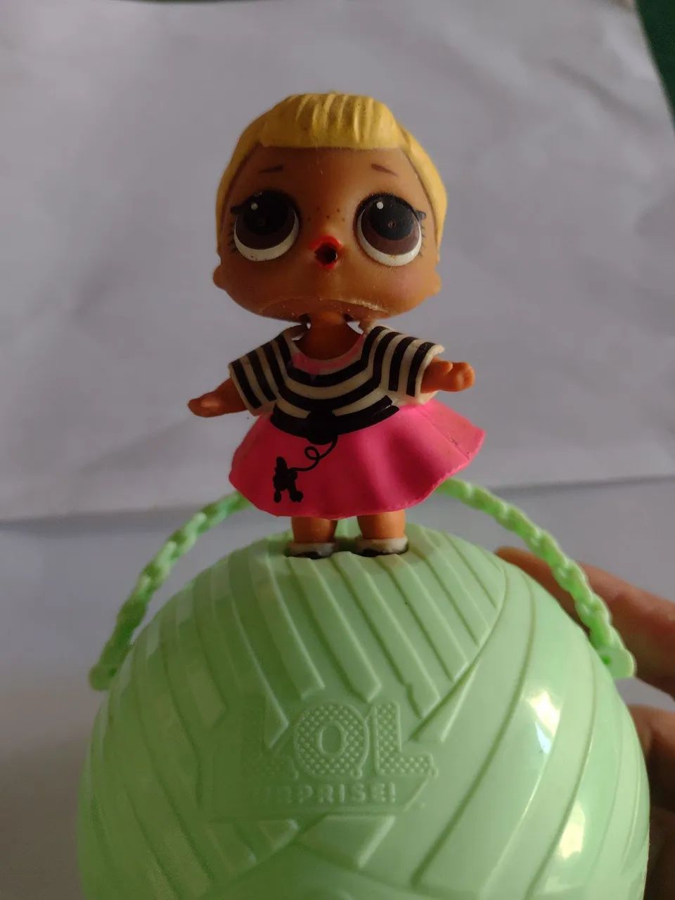 Boneca LOL Surprise Sis Swing
