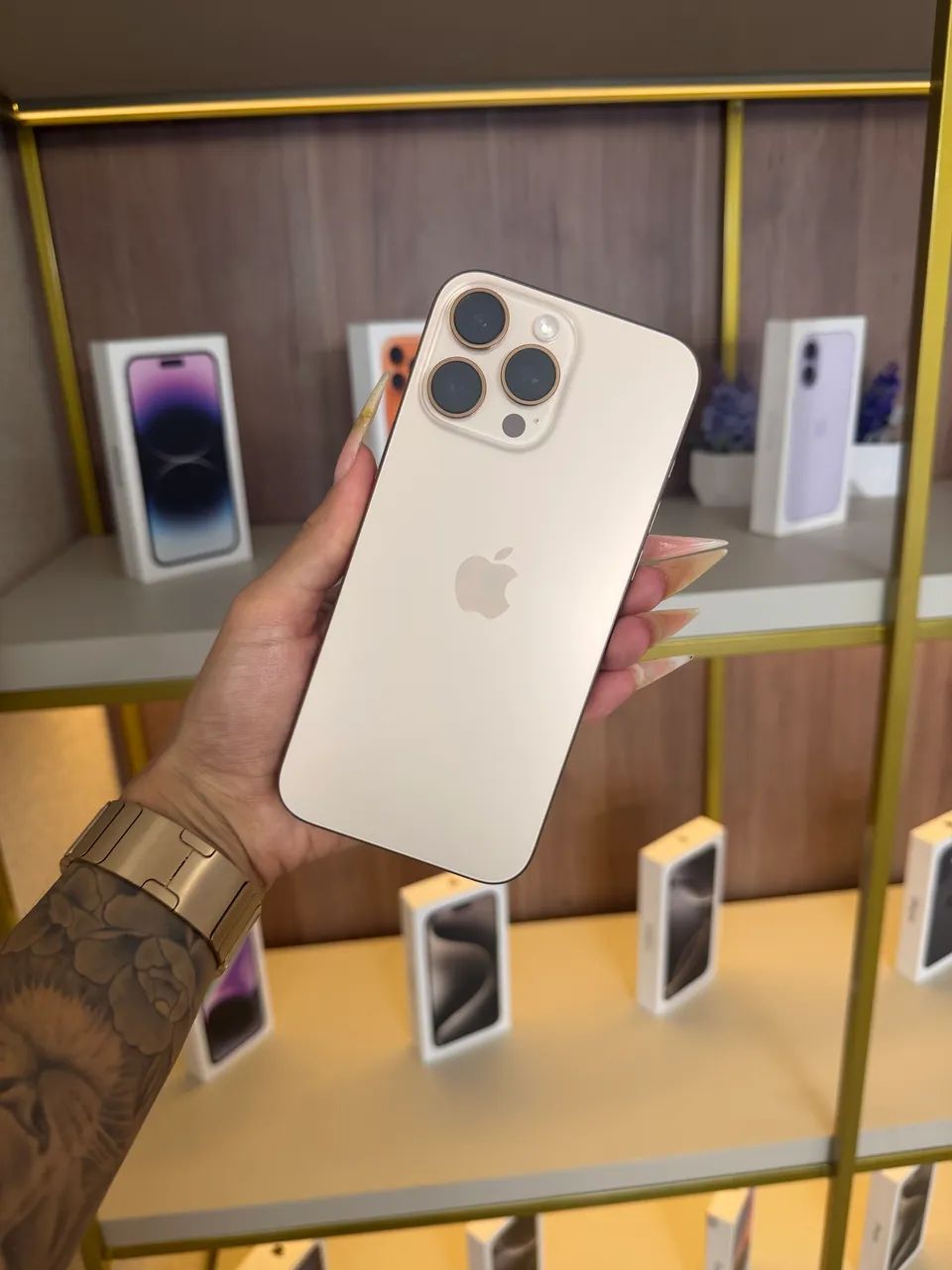 iPhone 16 Pro Max 256GB Desert 