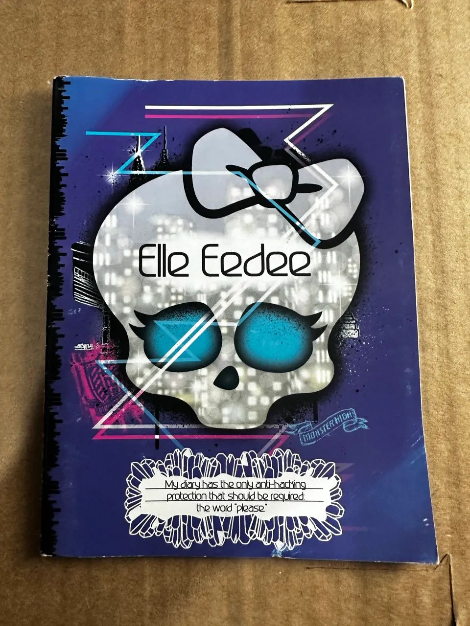 Monster high Diário-Elle eedee