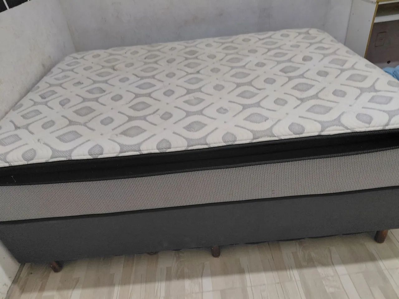 Cama boxe casal semi nova - Foto 2