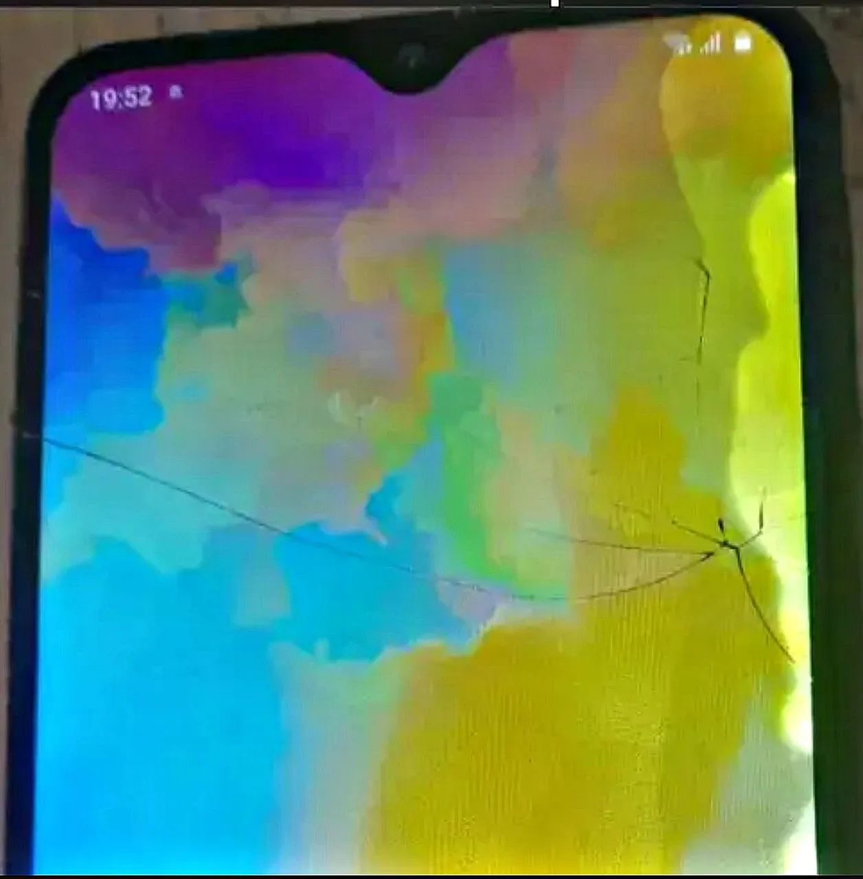 Celular Samsung Galaxy M20 (Com detalhe) 64 Gb de memória  - Foto 2