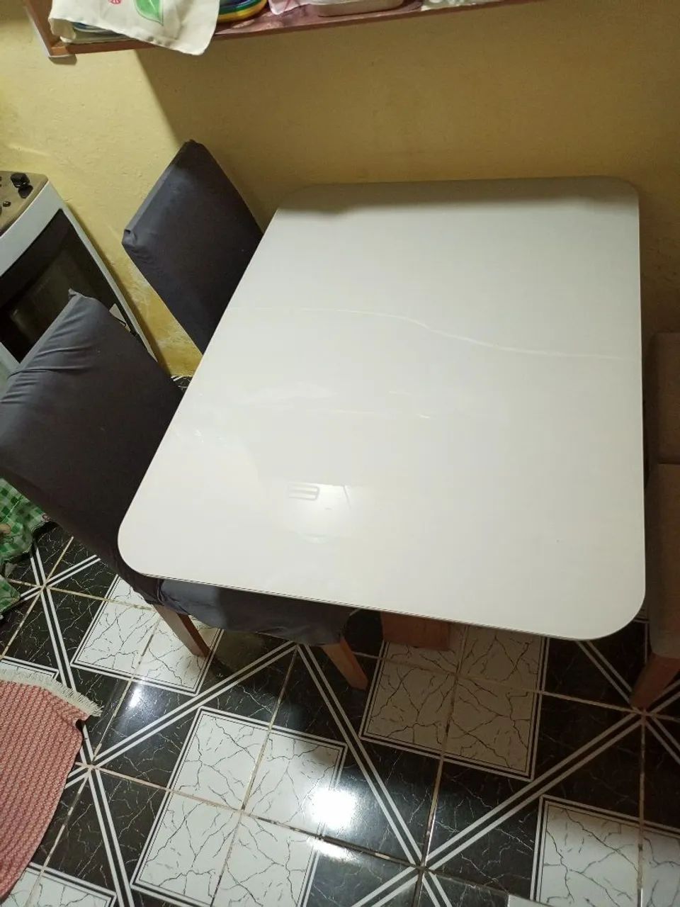 Vende- se mesa de cozinha 