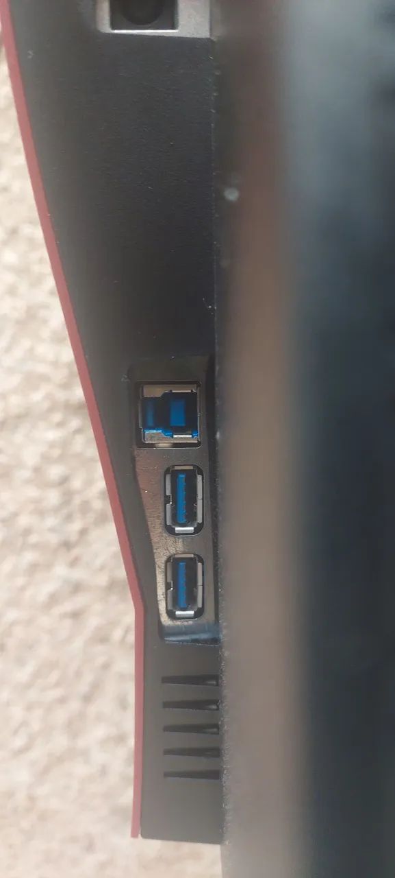 Monitor Gane, retirada de peçaa