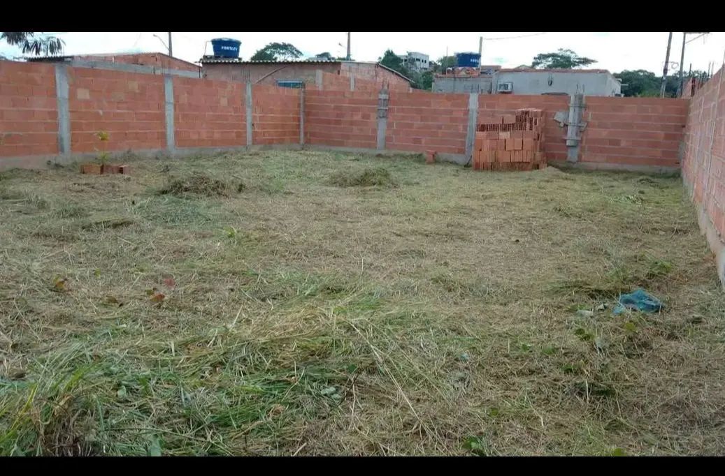 Terreno 12 por 18 todo murado com documentos - Foto 4