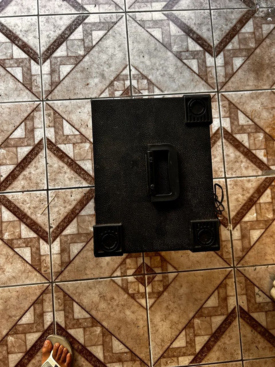 Vendo esta caixa de som  200? - Foto 3