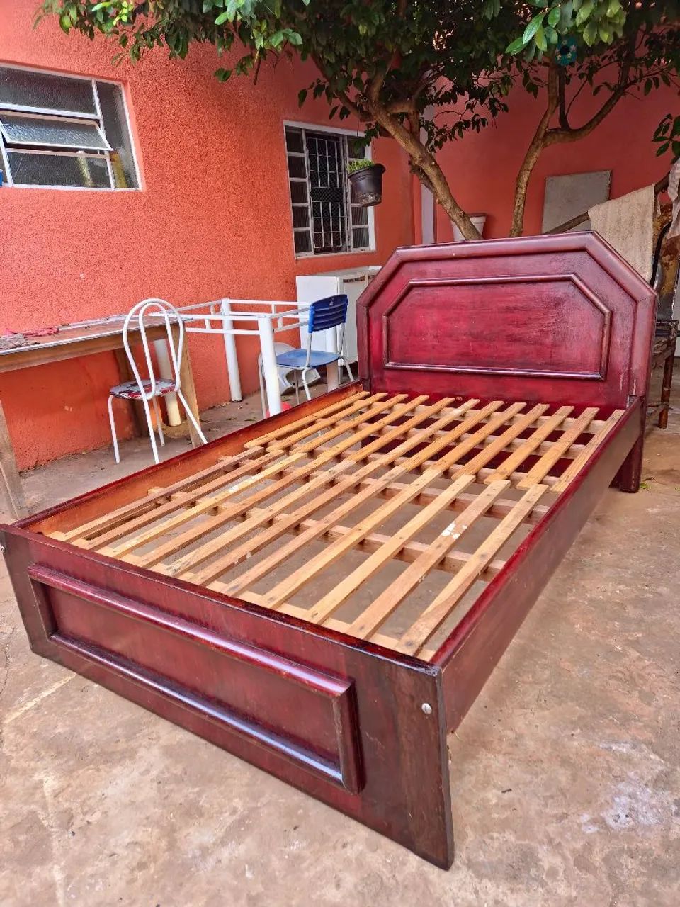 Cama casal madeira só 320 reais - Foto 2