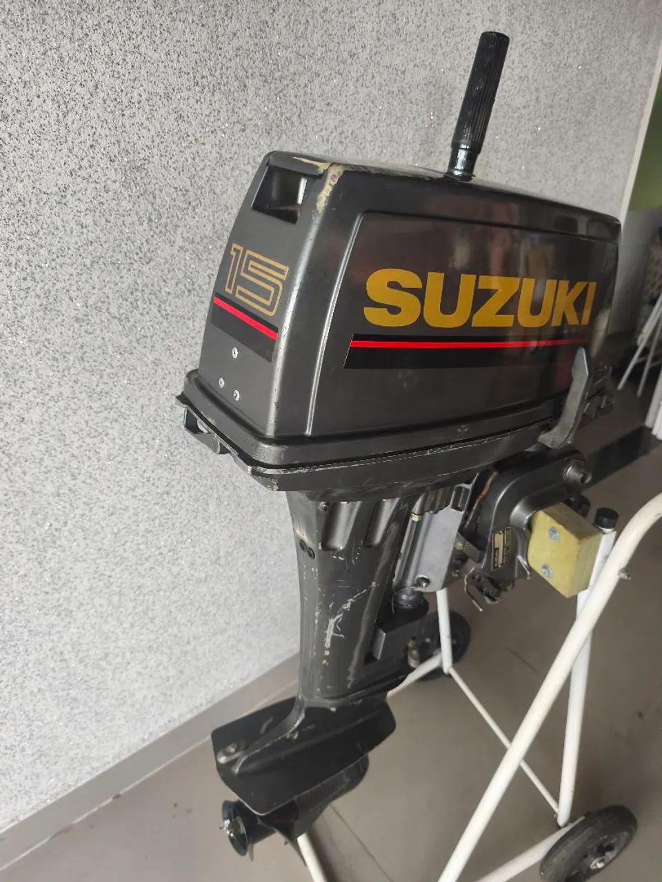 Motor de Popa 15 HP Suzuki 95  - Foto 4