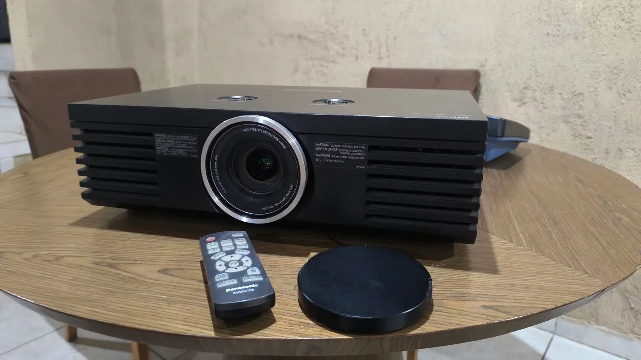 Projetor Panasonic PT AE4000 u - Foto 2
