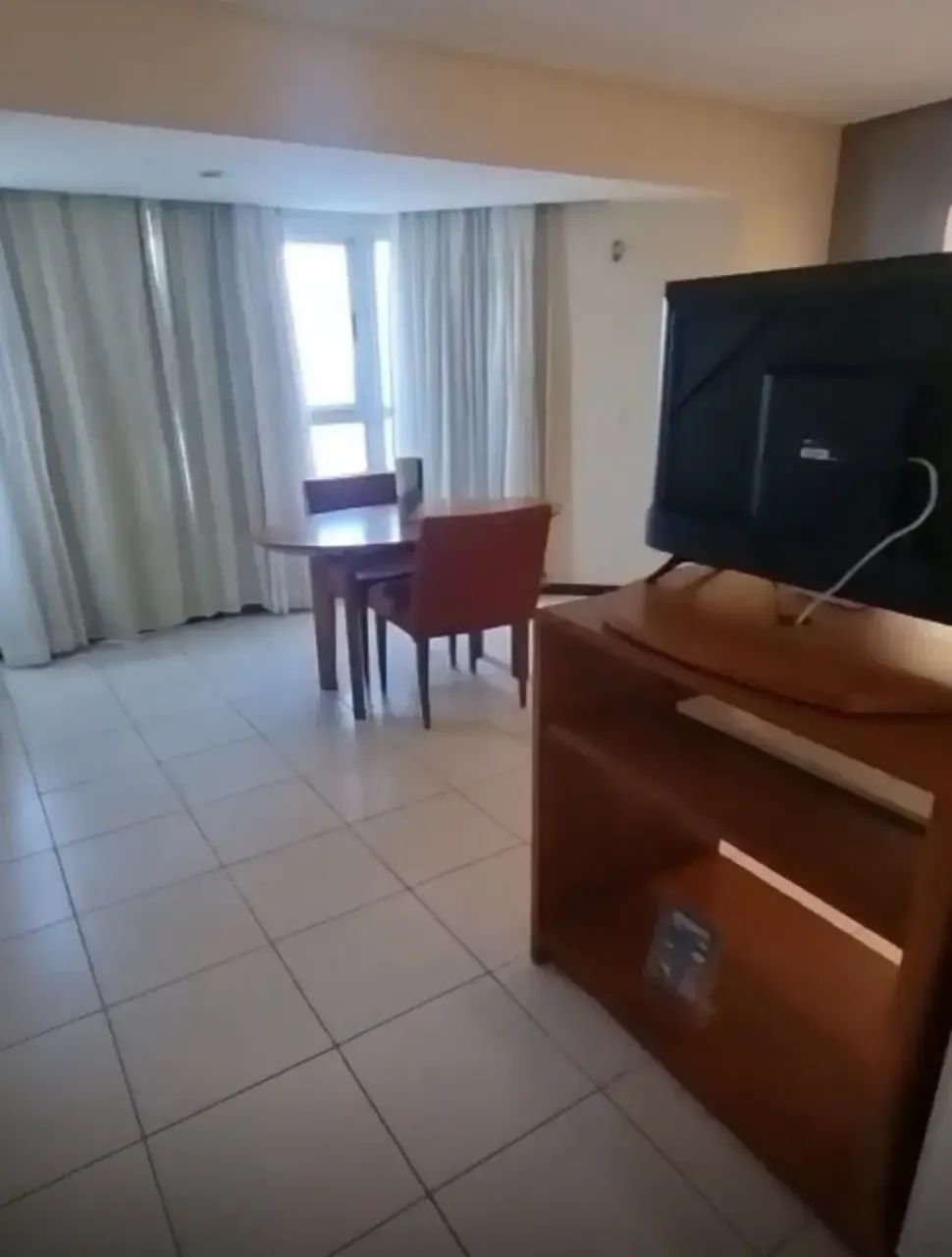 Laise mostra Flat Mobiliado em Petrópolis - Foto 2