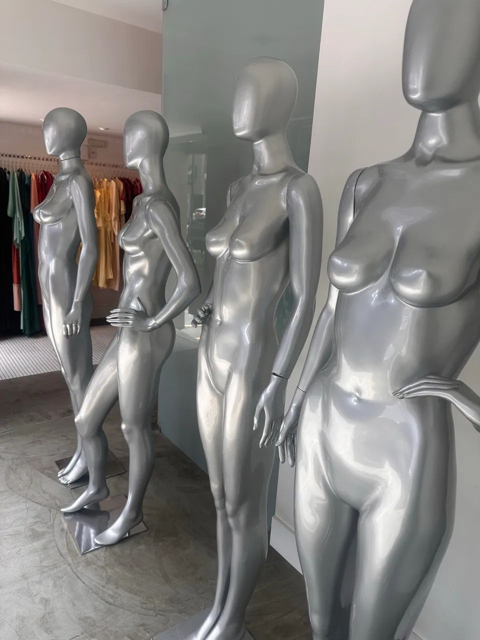 MANEQUINS ARTICULADOS