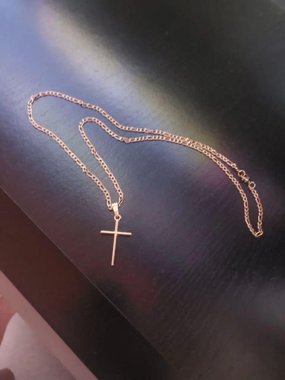Corrente com cruz