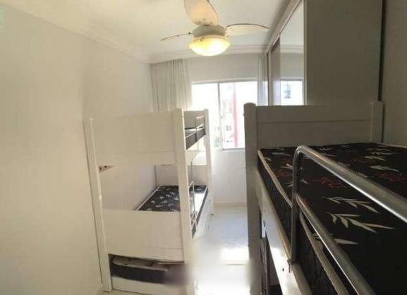 Excelente apto de 3 quartos, todo mobiliado, na Av. Atlântica em Balneário Camboriú - Foto 7