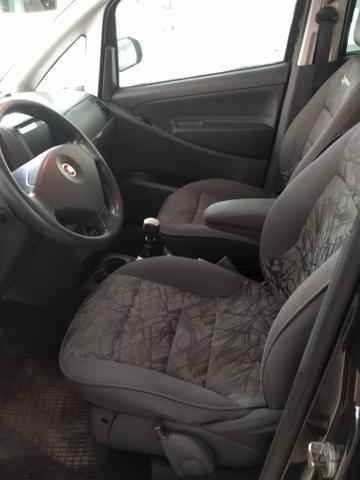 Fiat Idea Aventure Locker - Foto 5