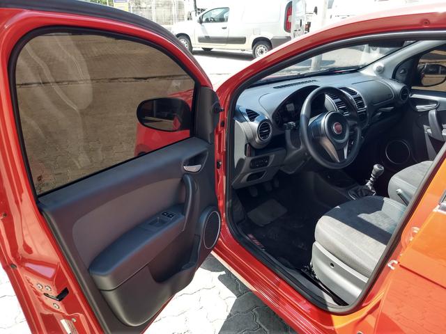 Fiat Palio 1.0 attractive ano 2017 - Foto 8