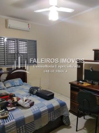 Apto. Residencial Comercial Palmares. 03 dormitórios sendo 01 suíte. Zona Leste. - Foto 13