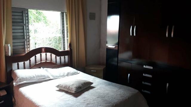 Casa grande 8 comodos , ótima localização