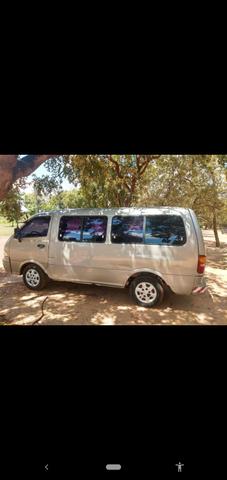 Van kia besta gs