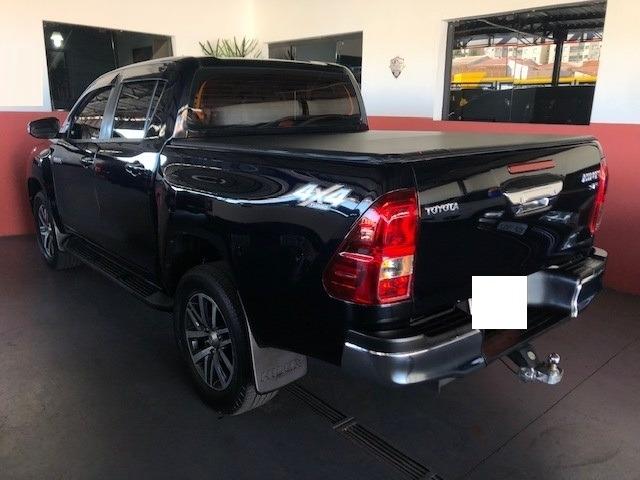 Toyota hilux cabine dupla hilux 2.8 tdi srv cd 4x4 (aut) 2017 - Foto 6