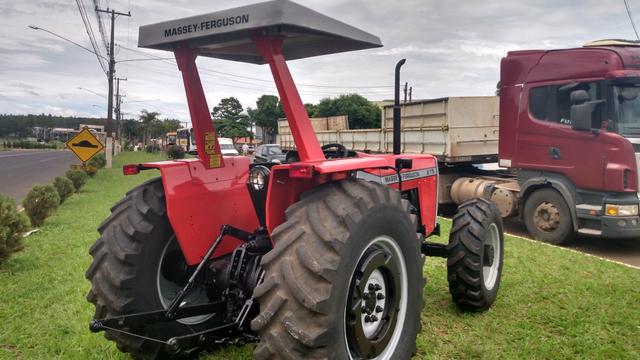Trator Massey Ferguson 275 4x4 1993 - Foto 3