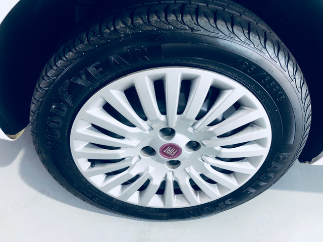 Fiat Punto Atracitve único dono 1.4 2012 - Foto 18
