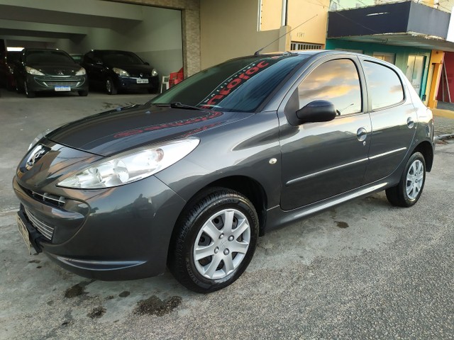 207 XR HATCH 1.4 2012