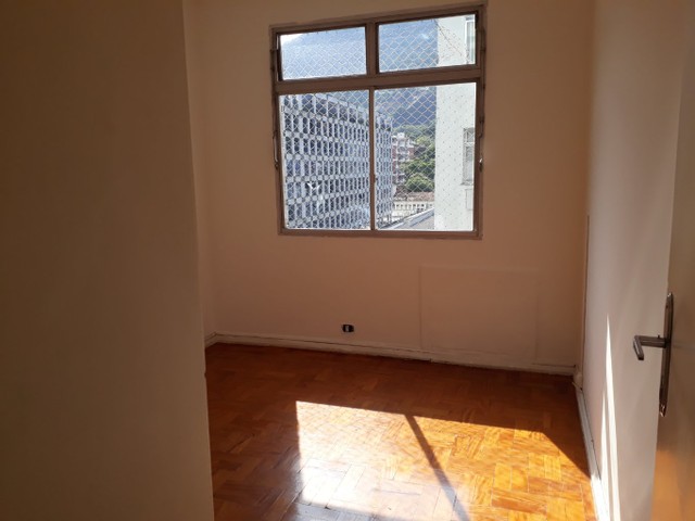 Apartamento para aluguel no bairro Jardim Botânico tem 70 metros quadrados com 2 quartos - Foto 3