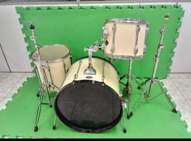 Bateria tama rockstar | +11 anúncios na OLX Brasil