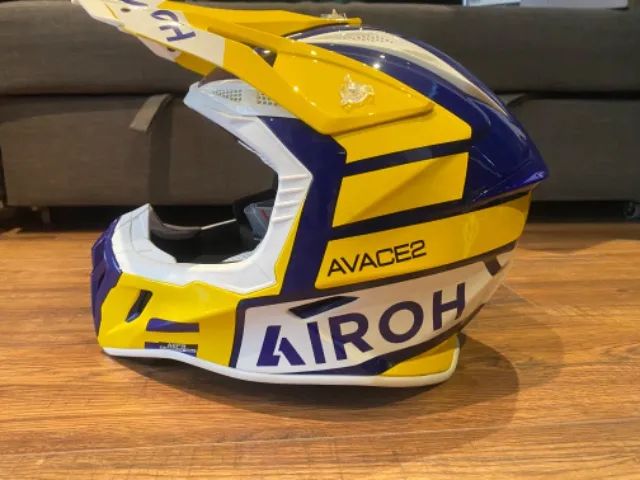 Capacete airoh ace2  novo !!!