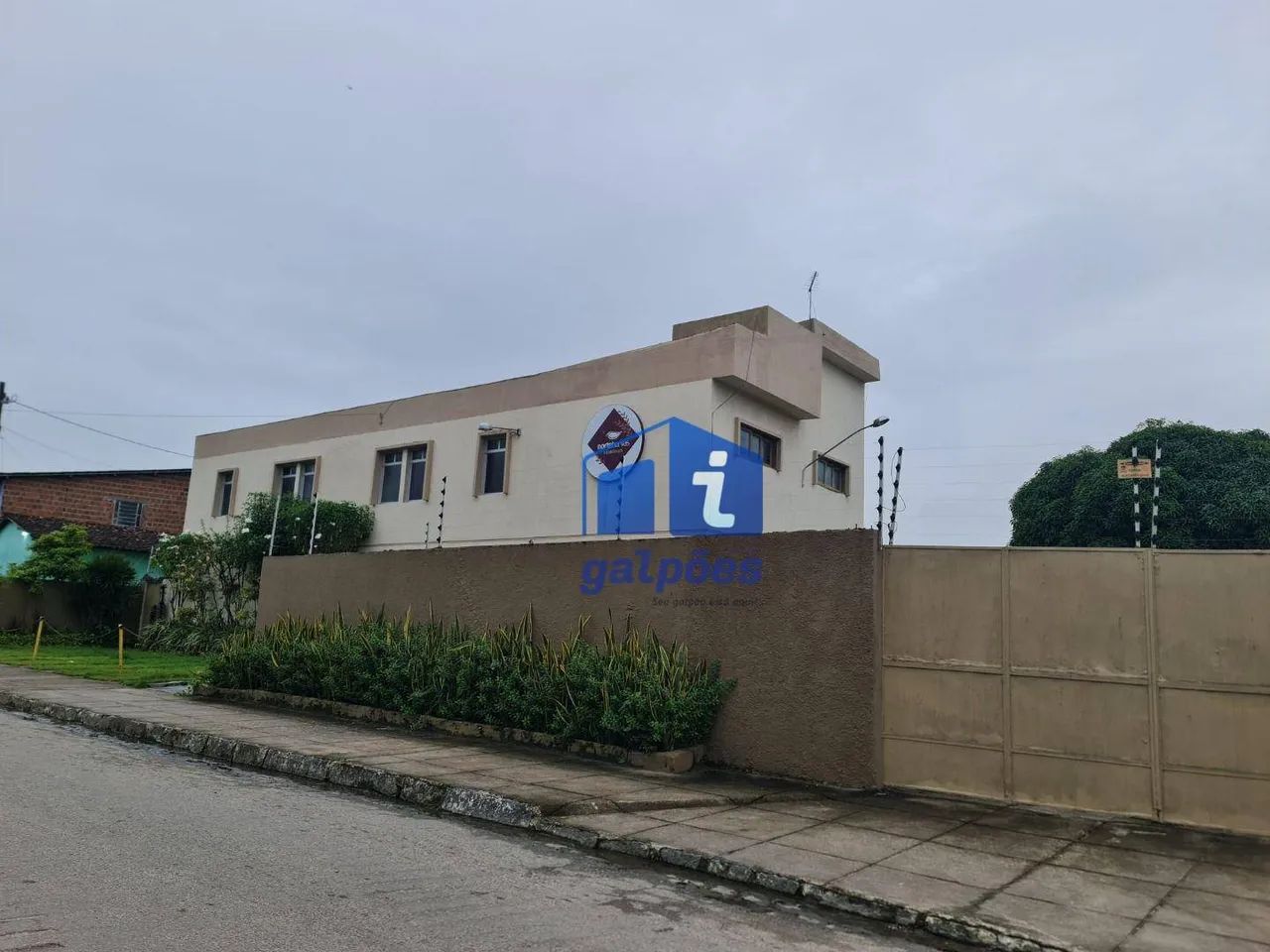 Galpão industrial com 860 m² mais livre em Abreu e Lima - PE