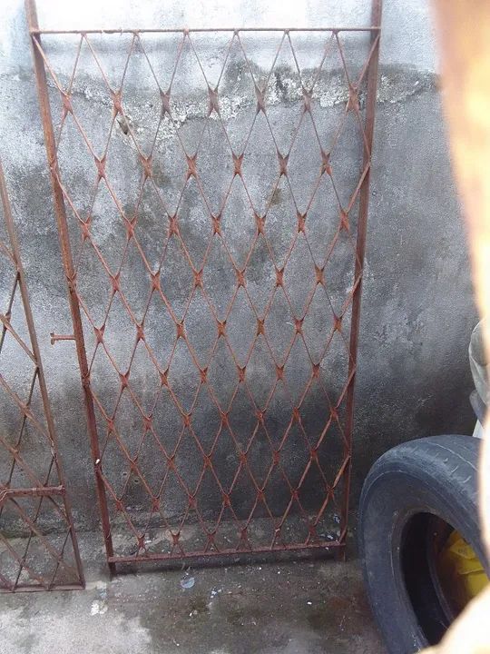 Conjunto de Grades, e porta de rolo. - Foto 4