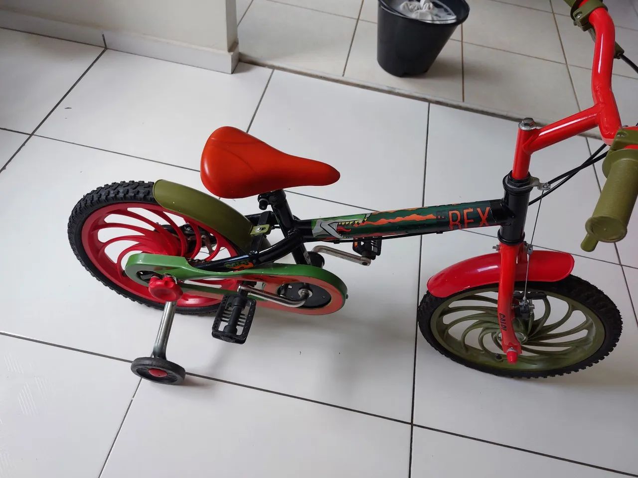 Bicicleta para crianças de 4 a 8 anos !!