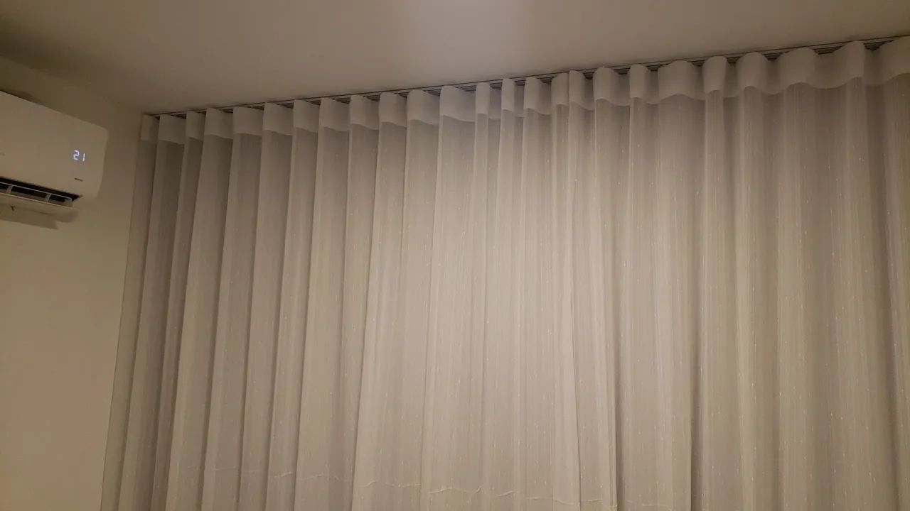 Cortinas de Rolo e tecido - Foto 6