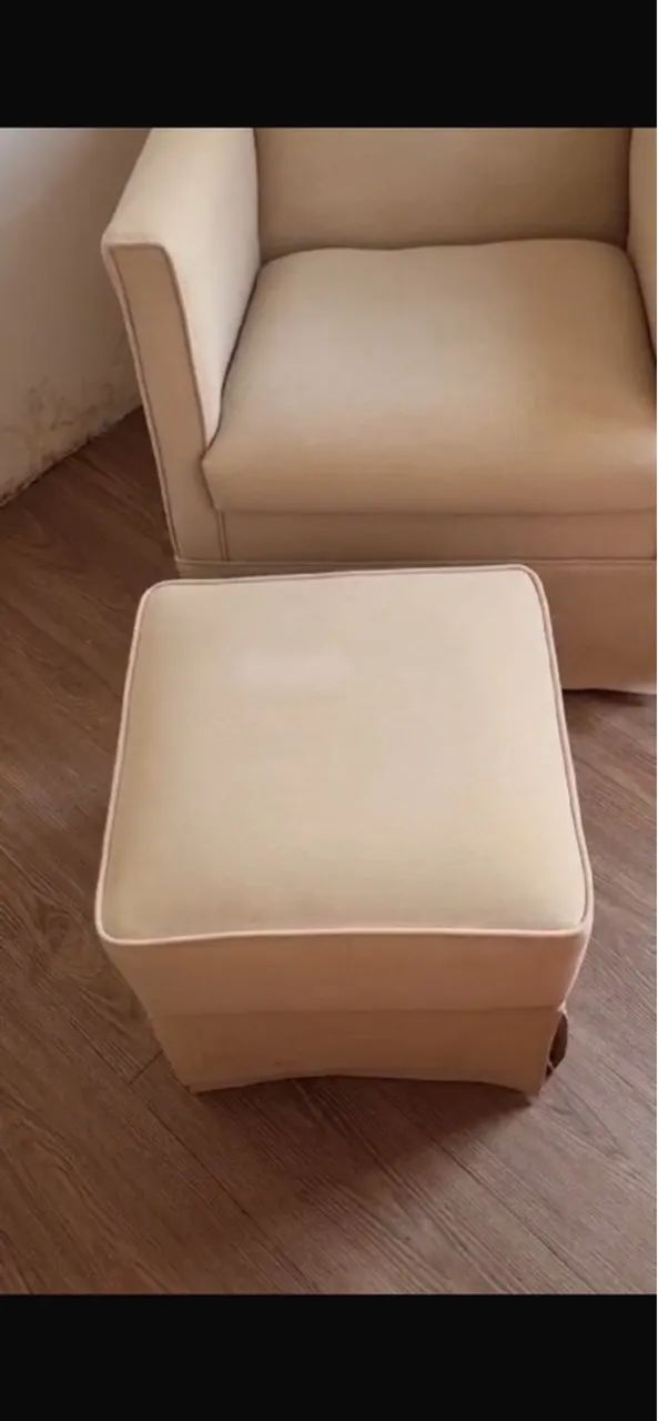 Poltrona de Amamentação com Puff - Foto 2