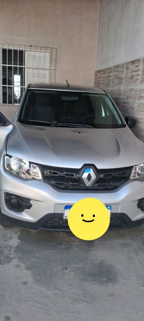 Vendo kwid 2020 86 km chama no zap * sandro