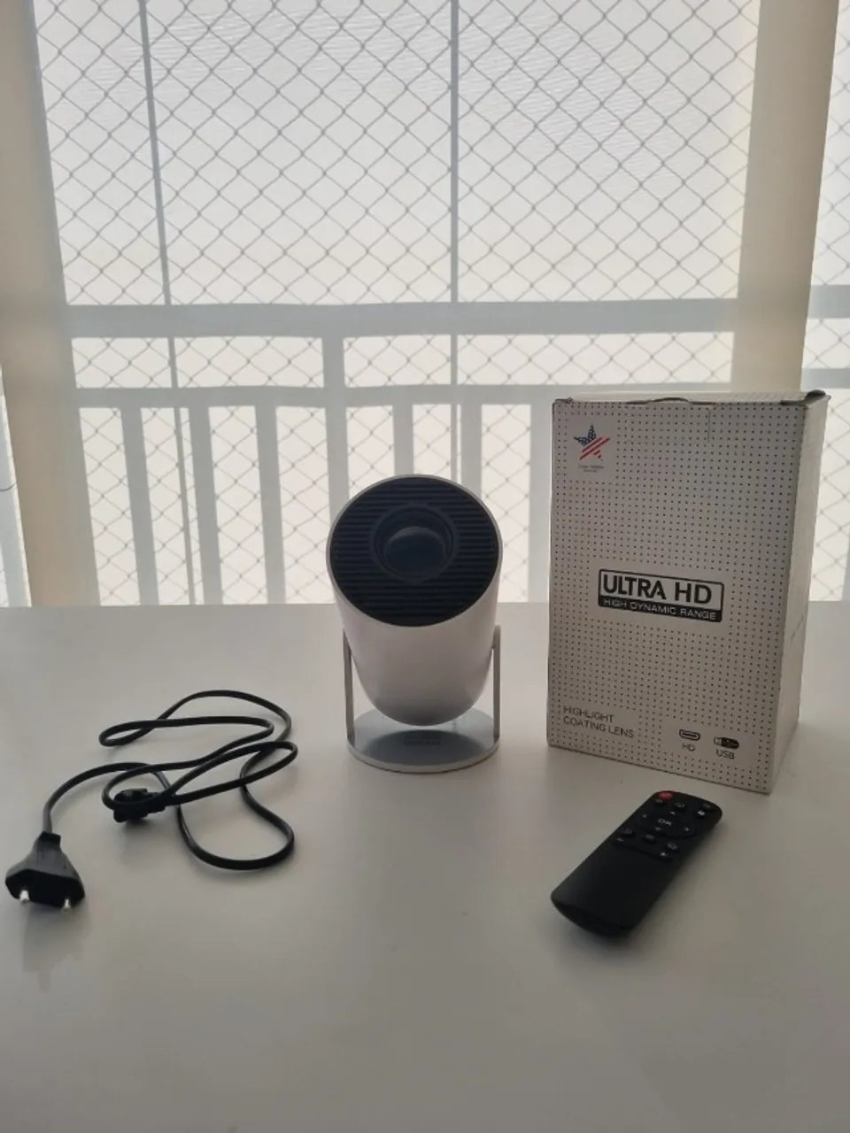 Mini projetor HY300 Android