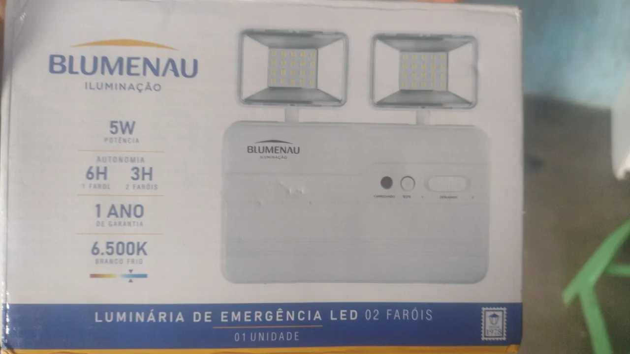 Luminária de Emergência LED 02 Faróis Blumenau