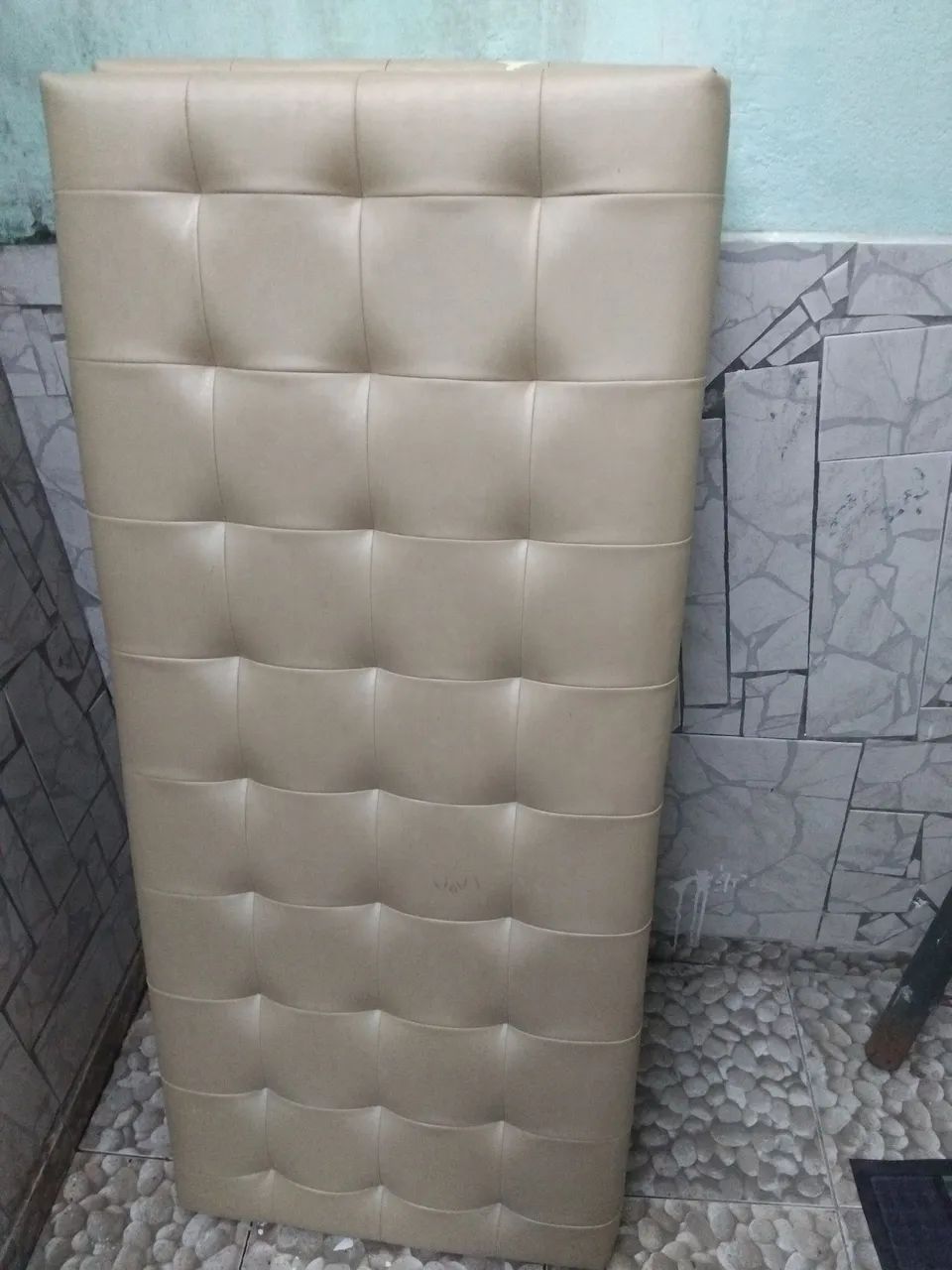 Cabeceira estofada