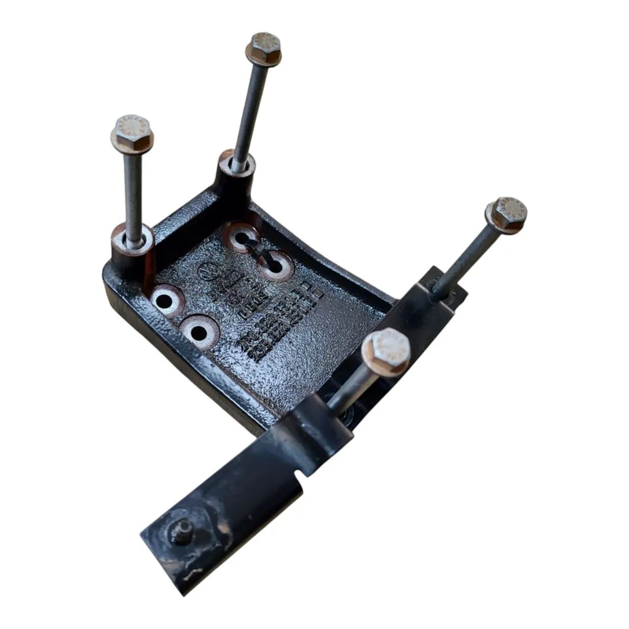 Suporte Compressor Ar Condicionado Vw 11180 23b820891 - Foto 7