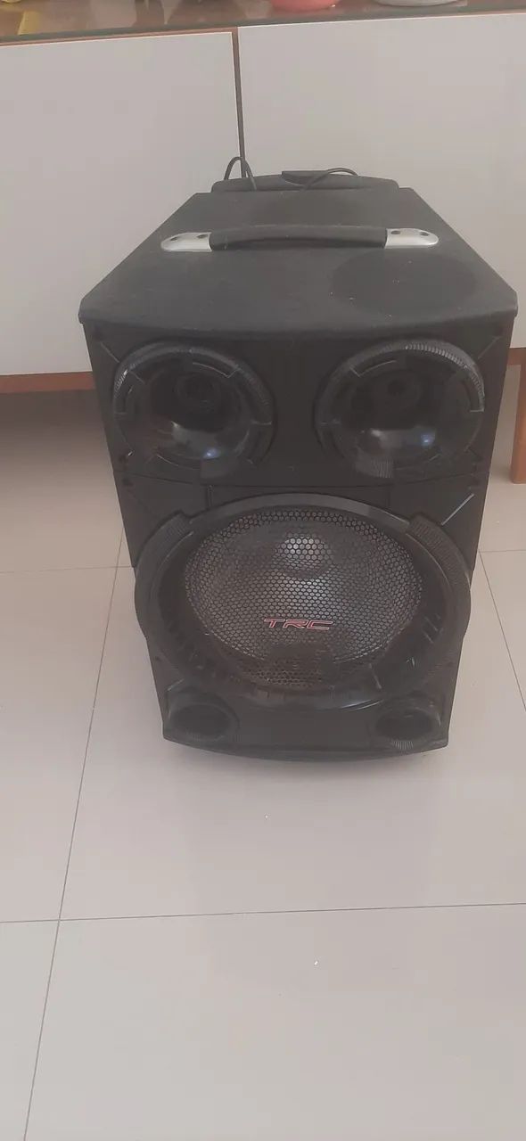 Caixa de som TRC-736 com microfone 