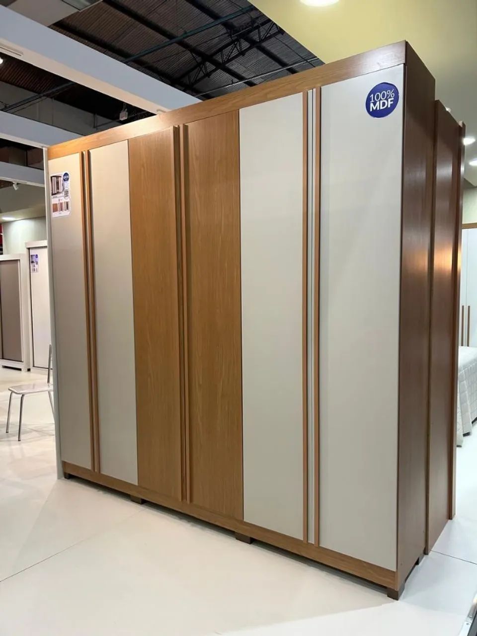 Guarda-Roupa 6 Portas 100% MDF