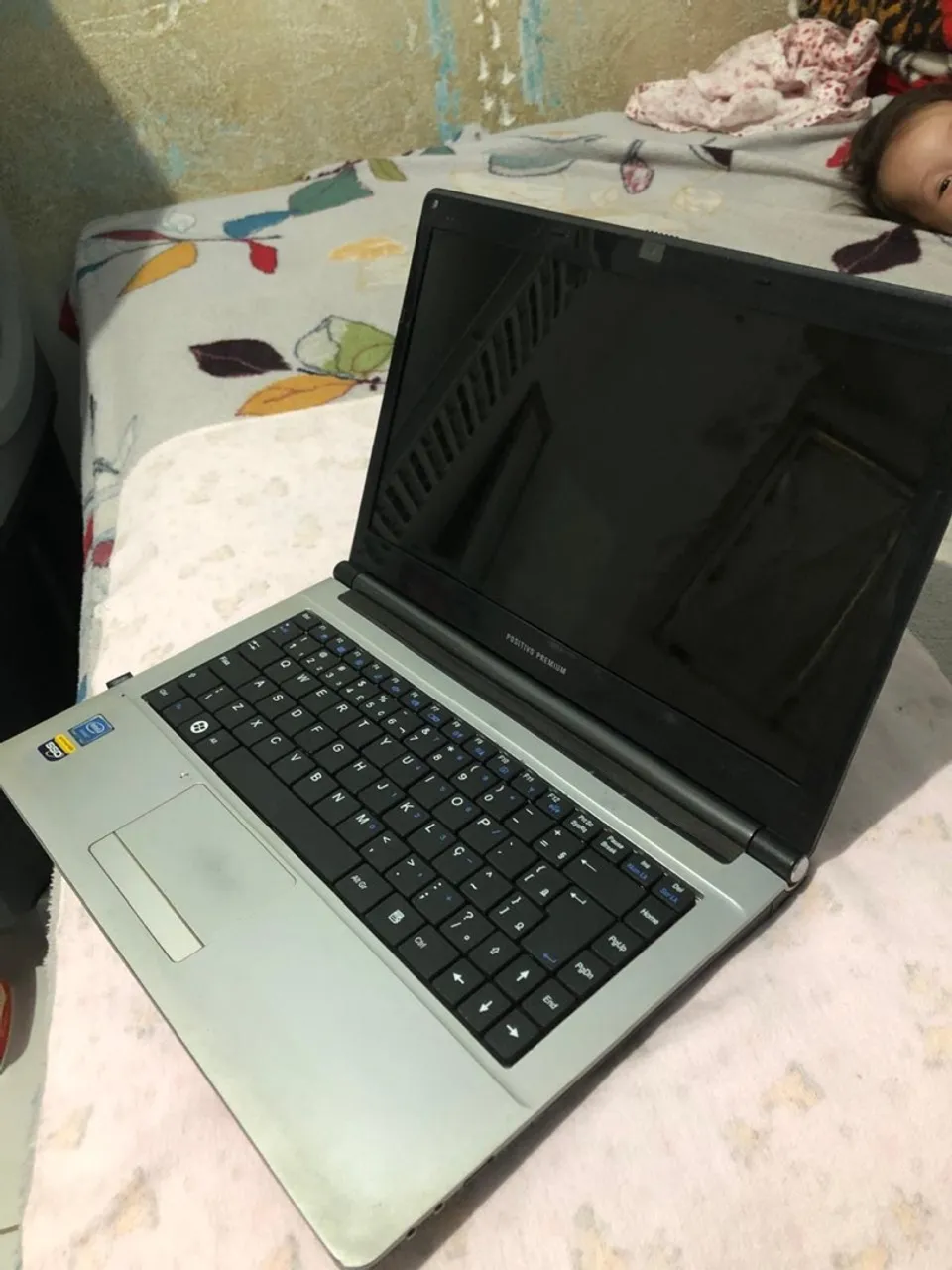 Notebook Positivo Premium