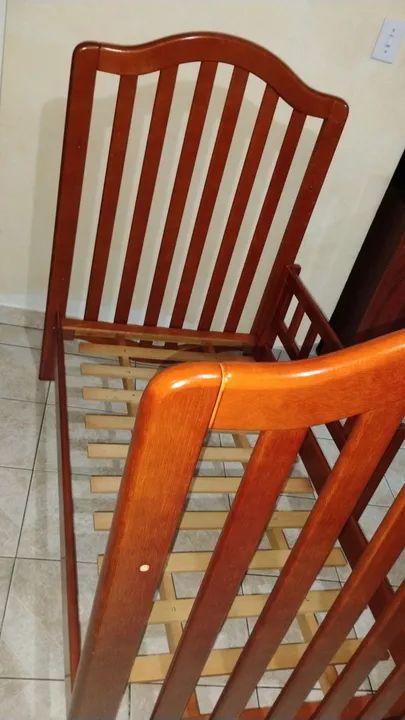 BERÇO DE MADEIRA MACIÇA MOGNO PARA BEBÊ - Foto 6