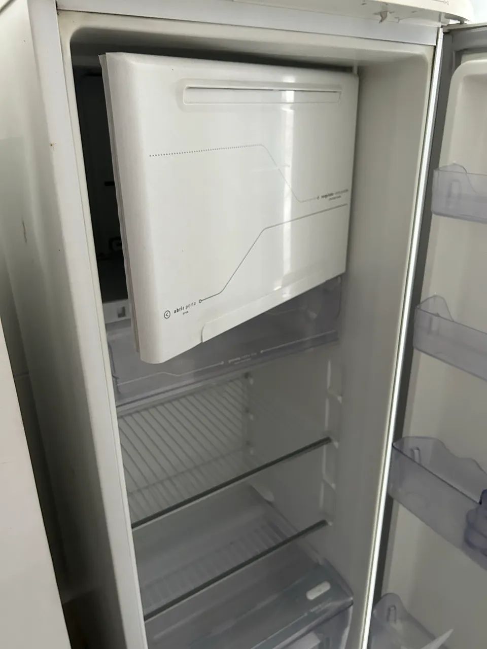 Geladeira frost free Electrolux  RFE39 - Foto 5